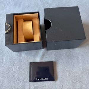 BULGARI Watch Box + Filled Warranty Booklet

3.50x3.30x2.75 inches